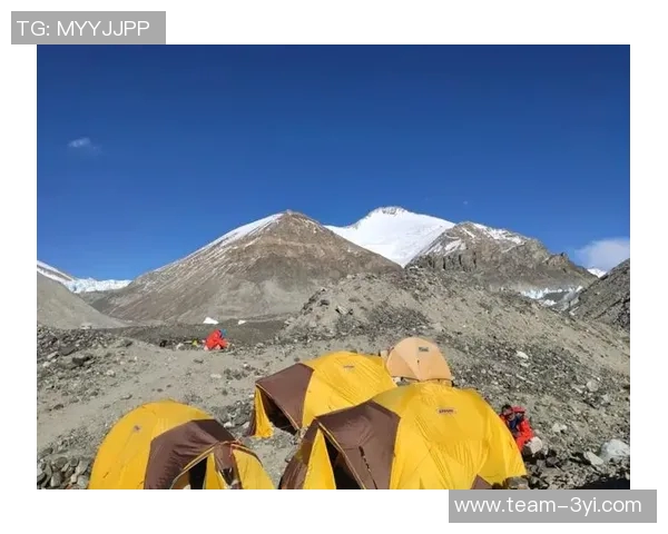 篮网球队启程前往澳门预计今晚顺利抵达进行比赛准备