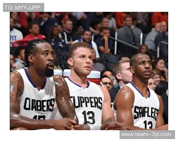 保罗被交易回家后与格里芬和小乔丹进行长达90分钟的视频通话